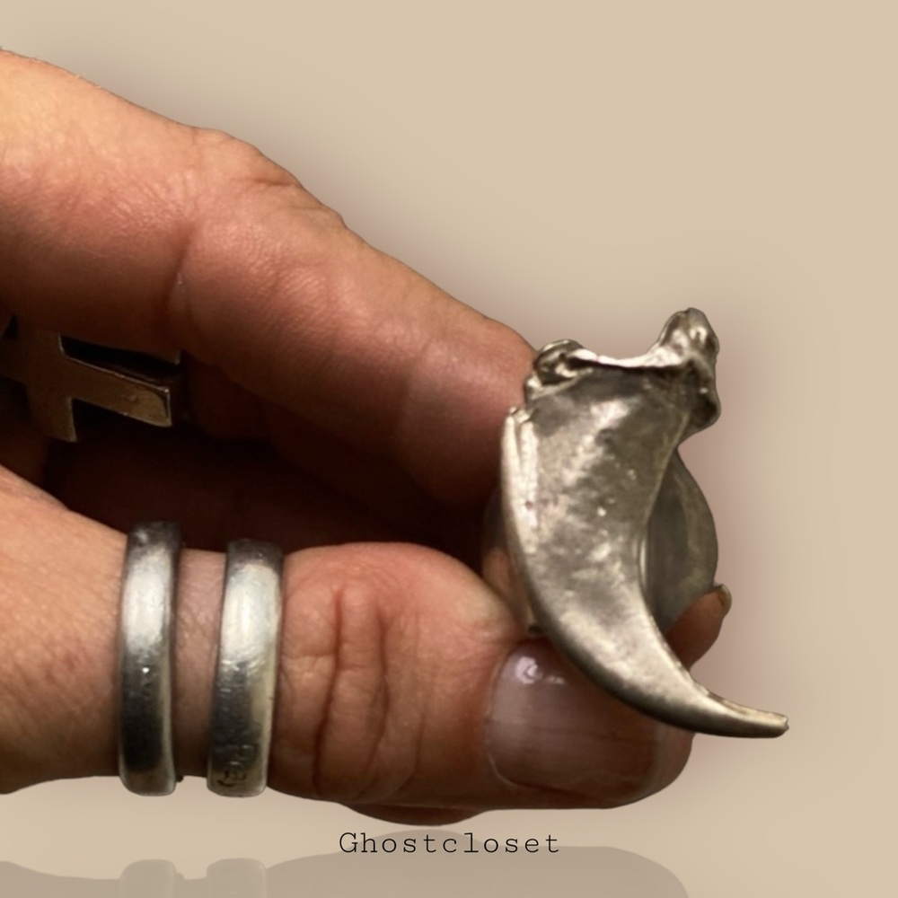 Sterling silver sand casted bear claw ring